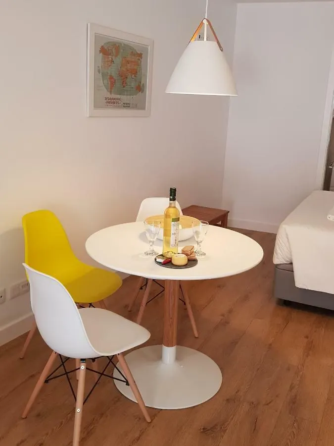 Castle Terrace Exclusive Apartment - Home By The Castle Apartment Lisboa