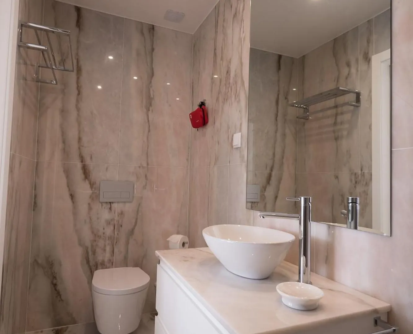 Castle Terrace Exclusive Apartment - Home By The Castle Apartment Lisboa